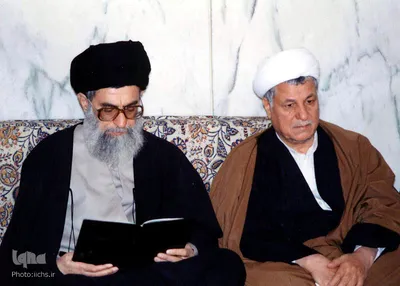 سیدعلی خامنه‌ای از تولد تا رهبری