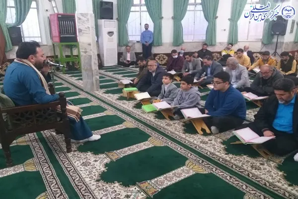 محفل انس با قرآن کریم در بابلسر با حضور «سعید پرویزی» قاری بین المللی قرآن