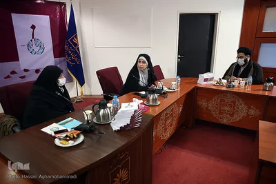 مراسم رونمایی از کتاب «نا» در اندیشگاه فرهنگی سازمان اسناد و کتابخانه ملی ایران