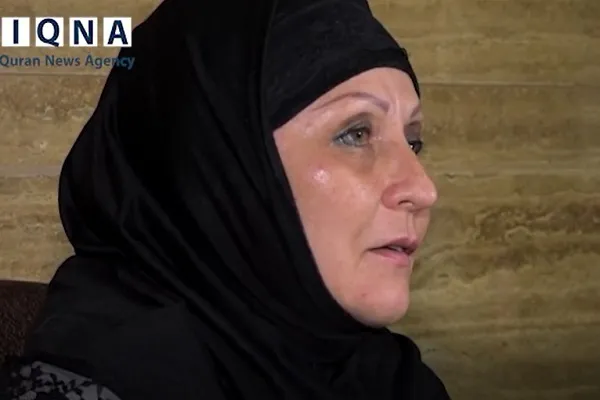 Le souhait d'une Ukrainienne de rester auprès du sanctuaire de l'Imam Hussein + vidéo