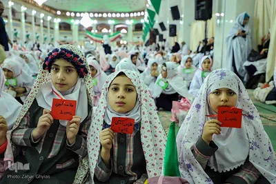 جشن تکلیف «دختران تبریزی»‎