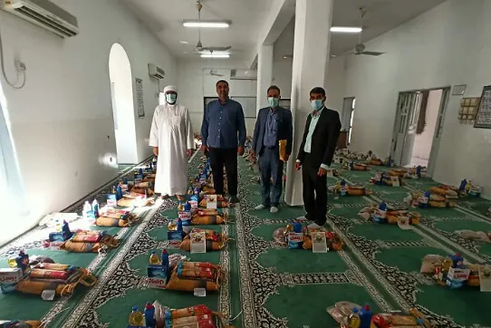 توزیع 200 بسته مواد غذایی میان نیازمندان در «گله‌دار»