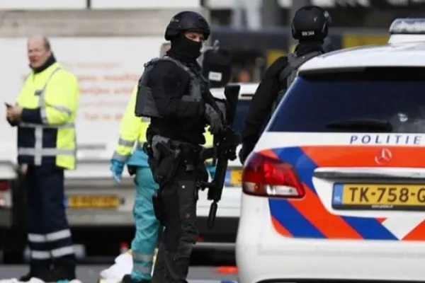 Hollanda'da patlama meydana geldi