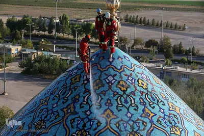 آیین شست و شوی گنبد مسجد جمکران