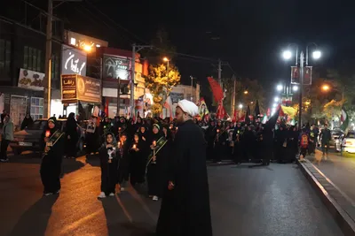 دسته عزاداری بانوان ملایری در شام غریبان قائدشهید امت