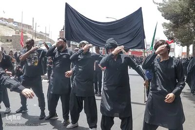 عزاداری و نماز ظهر عاشورا در بیرجند