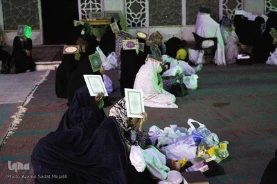 قرار بندگی؛ احیای شب نوزدهم رمضان در مسجد حظیره یزد