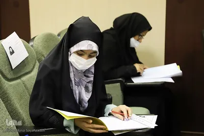 آزمون کتبی ارزیابی حافظان در اهواز