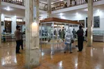 بازدید مسافران نوروزی از کلیسای وانک