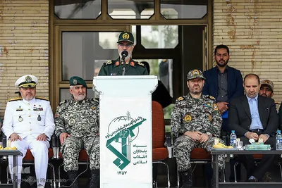 صبحگاه مشترک نیروهای مسلح در تبریز‎‎
