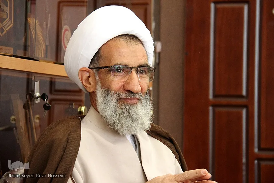 مشارکت فعال و عزت‌بخش نظام اسلامی داشته باشیم + فیلم
