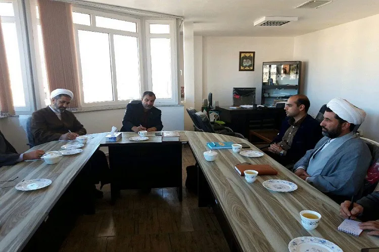 برگزاری نشست بررسی برنامه‌های قرآنی دهه فجر در کرمان