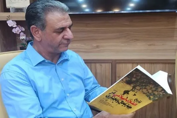 ضعف در تاریخ‌نگاری تحلیلی انقلاب