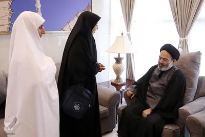 دیدار صمیمی سرپرست حجاج ایرانی با زائران کشورمان