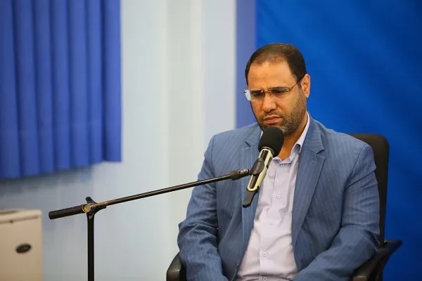 هرگونه تغییر را باید از مدارس ایجاد کنیم