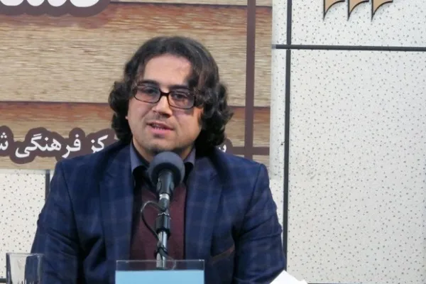 نظریه باید قابل انطباق با تاریخ علم باشد