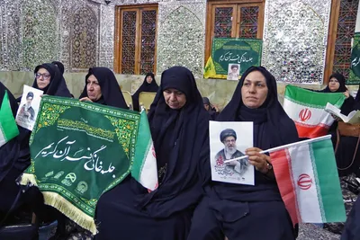 محفل انس با قرآن کریم در آستان مقدس حضرت علی ابن حمزه(ع)