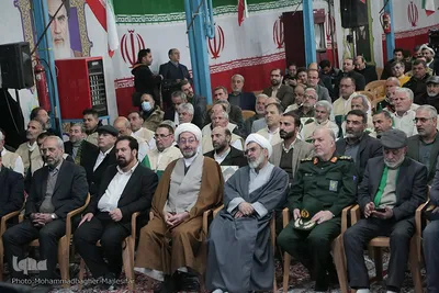 مراسم آغاز دهه فجر و سالروز ورود امام (ره) به میهن اسلامی در اصفهان
