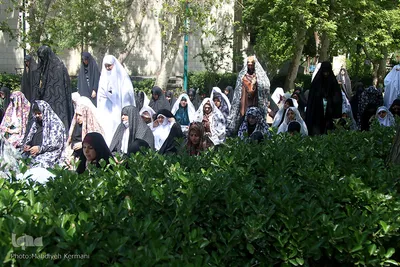 حضور اقشار مختلف بانوان در نمازروز جمعه