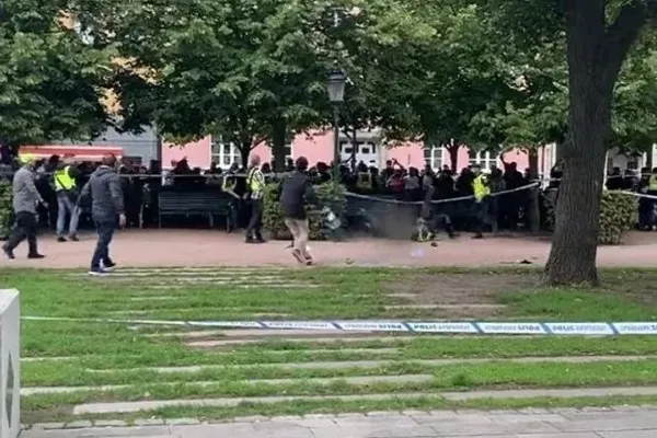 Quran Desecration: Swedish Police Protect Anti-Muslim Provocateur, Detain 15 Protesters