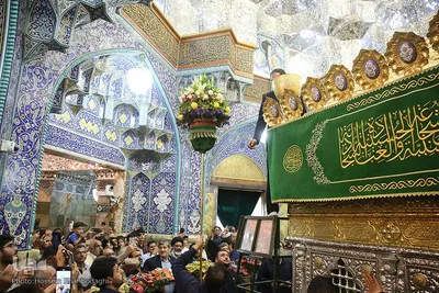 گل آرایی ضریح حضرت معصومه در آستانه سالروز ورود بانوی کرامت