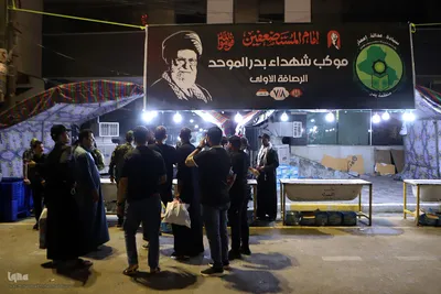 شارع العباس چشم به راه رهبر شهید