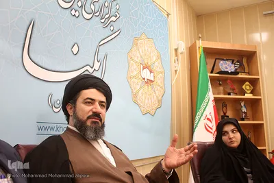 حضور حجت‌الاسلام طباطبایی،‌رئیس حوزه هنری خوزستان در تحریریه ایکنا خوزستان 