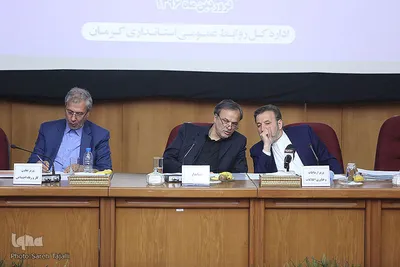 نشست مشترک کارگروه اشتغال و ستاد فرماندهی اقتصاد مقاومتی استان کرمان
