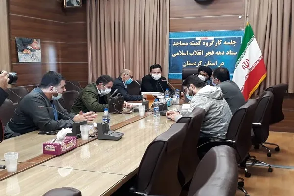بیانیه گام دوم سرلوحه برنامه‌های دهه فجر باشد