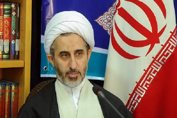 پیامبر(ص) سهمی در زمان نزول و الفاظ وحی ندارد