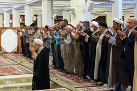اقامه نماز عید قربان در حرم شاهچراغ (ع)‎‎‎‎