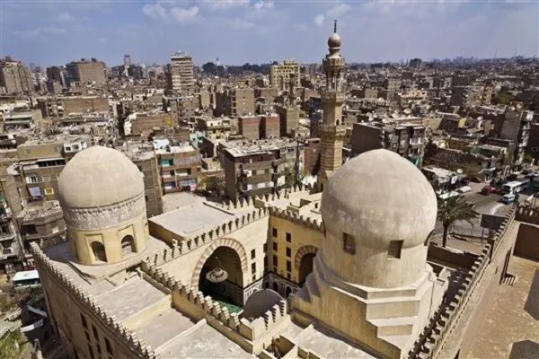 تأکید نخست‌وزیر مصر بر حفظ میراث اسلامی این کشور