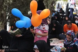 مراسم قرائت دعای پرفیض عرفه در گلستان شهدای اصفهان