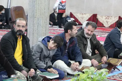کرسی تلاوت قرآن در روستای گوراب ملایر