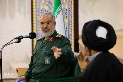 دیدار جانشین فرمانده کل سپاه پاسداران با حجت‌الاسلام عبادی