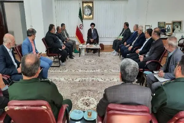 دولت برای رفع مشکلات جامعه کارگری تلاش کند
