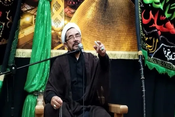 تجمع اعتراضی طلاب افغانستانی مقیم یزد نسبت به هتک حرمت قرآن + عکس