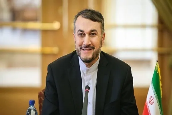 جزایر سه گانه خلیج فارس اجزای جدایی‌ناپذیر خاک پاک ایران است