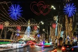 کرسمس کا چراغ پوری دنیا میں روشن