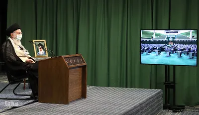 ارتباط تصویری نمایندگان مجلس با رهبر انقلاب