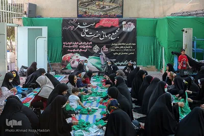 آغاز بسته‌بندی لباس همایش عظیم شیرخوارگان حسینی در استان فارس‎‎‎‎