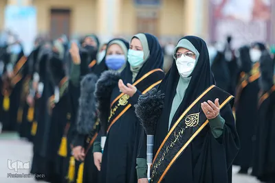 تعویض پرچم حرم مطهر شاهچراغ (ع) به مناسبت شهادت امام جعفر صادق (ع)