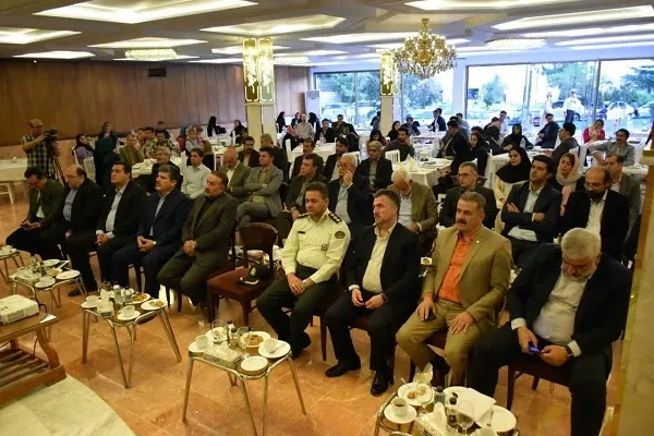 ظرفیت‌های بالقوه گردشگری کردستان باید بالفعل شود