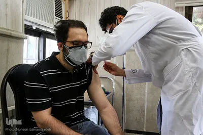 واکسیناسیون دانشجوین دانشگاه آزاد و فردوسی مشهد
