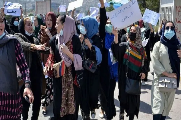 Taliban lepas tembakan untuk bubar protes di Kabul