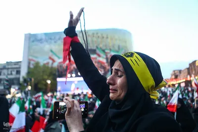 تحویل سال نو در میدان انقلاب تهران