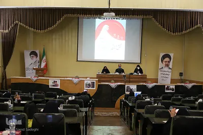 نشست تخصصی نقش زنان در دفاع مقدس‎‎