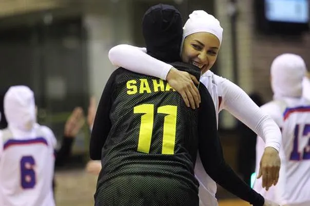 Mabinti Waislamu  wachezaji basketiboli  ruhusa kuvaa Hijabu kimataifa