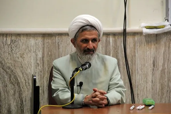تناقضات دیدگاه داوکینز درباره اصل انتخاب طبیعی