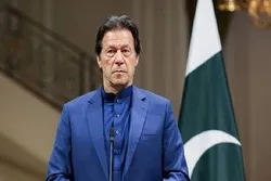 د پاکستان خلک د عمران خان د حکومت په کړچار خوښ دي